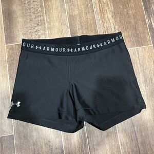 Under Armour Women's Black Shorts 3”